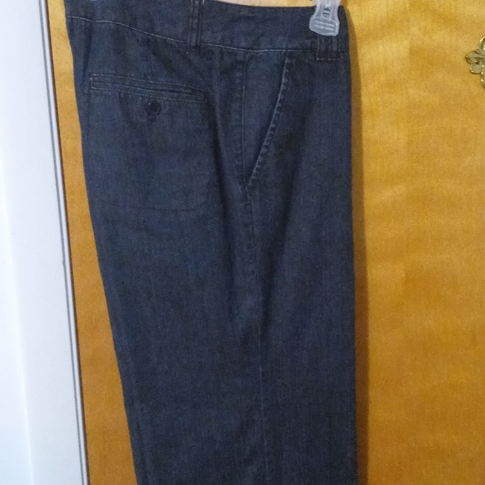Jeans - Picture 2 of 2